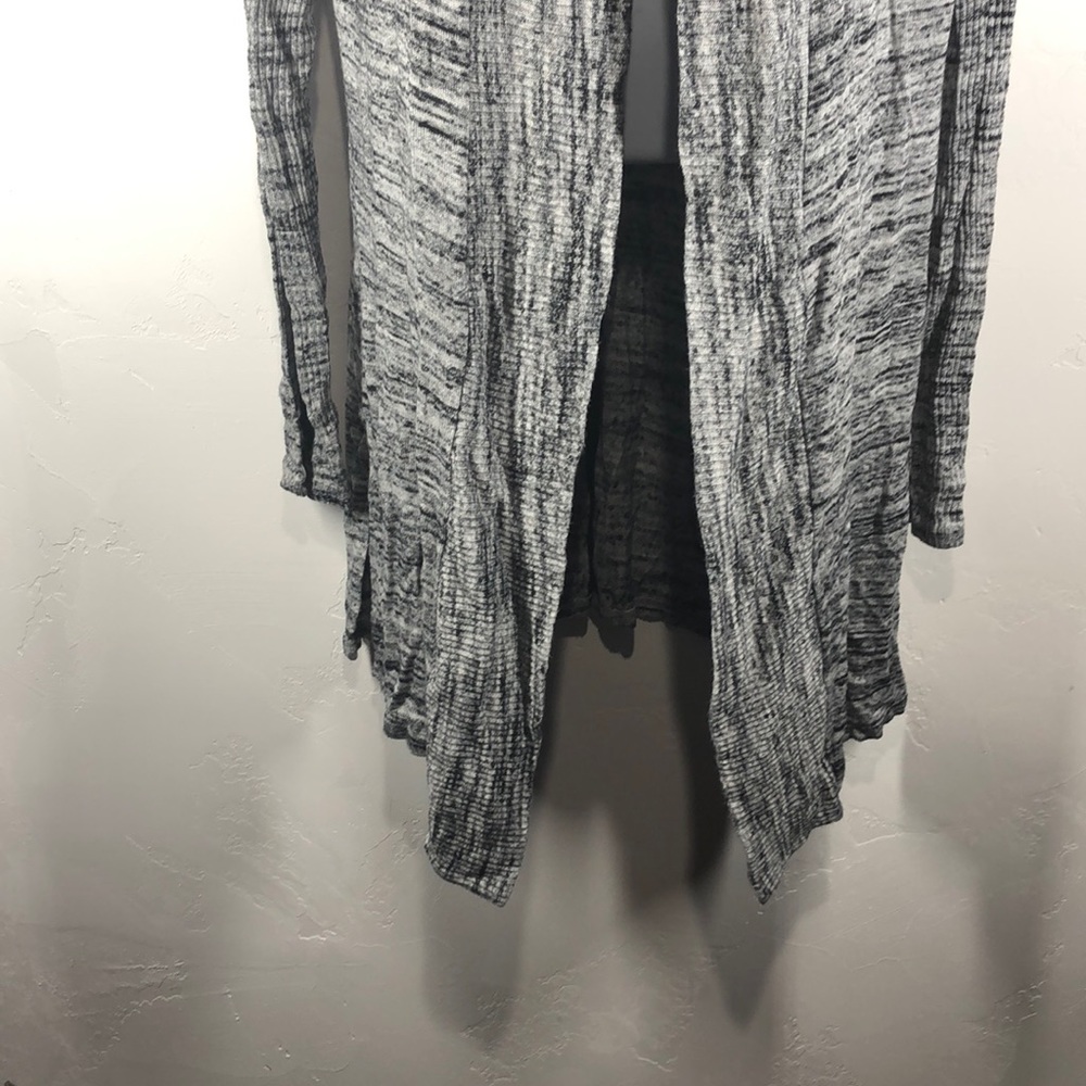 Laila Jayde gray open cardigan size medium - Picture 3 of 9